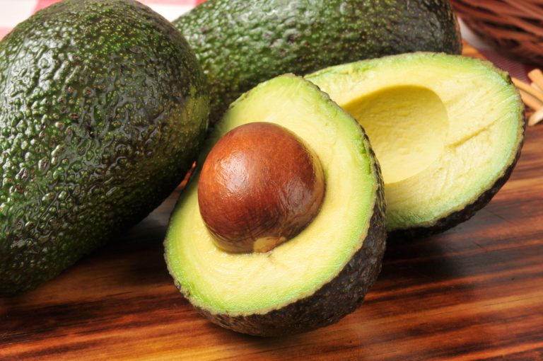 Retete delicioase cu avocado: bune de te lingi pe degete